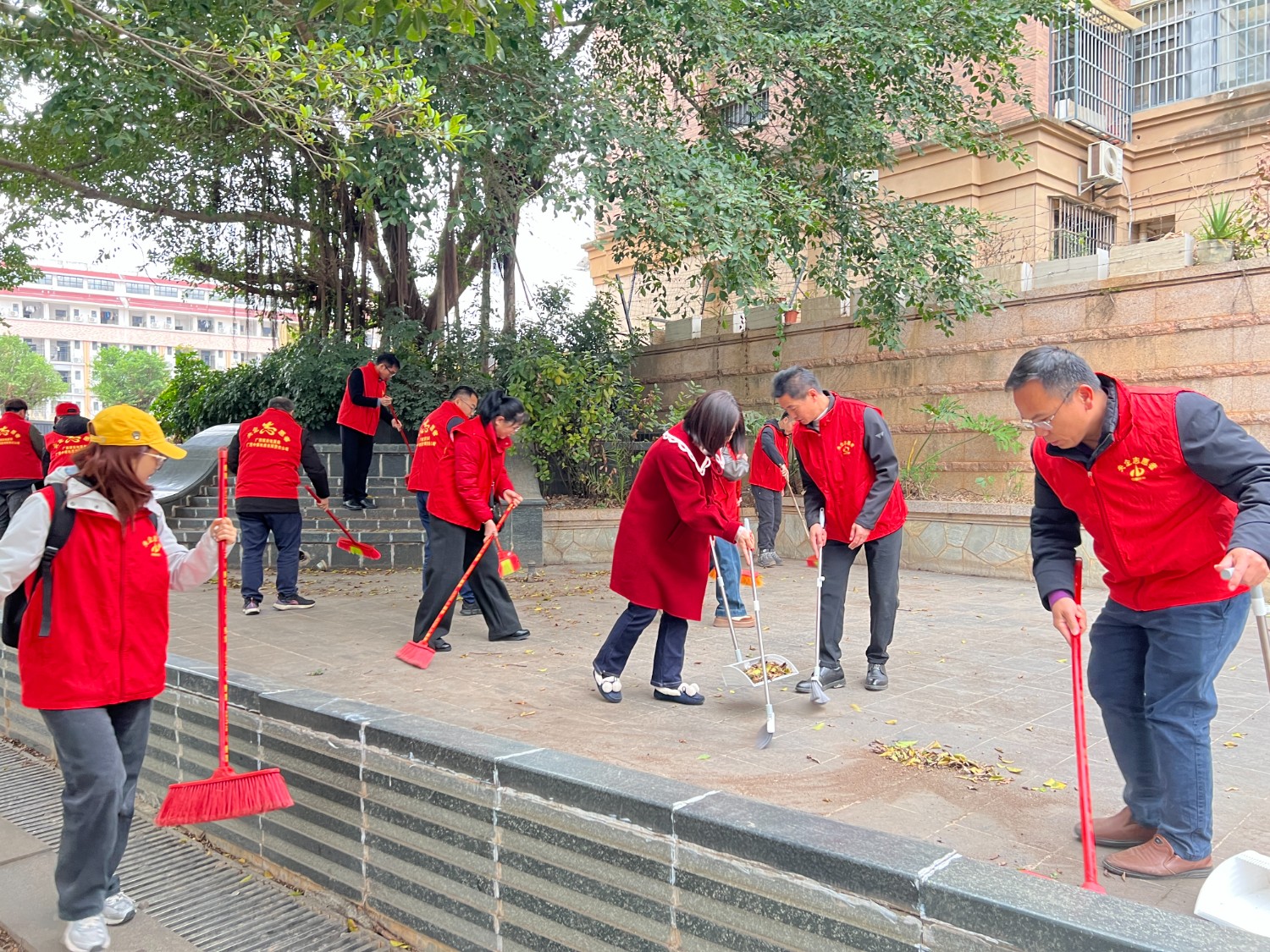 广西局”学雷锋“3.jpg