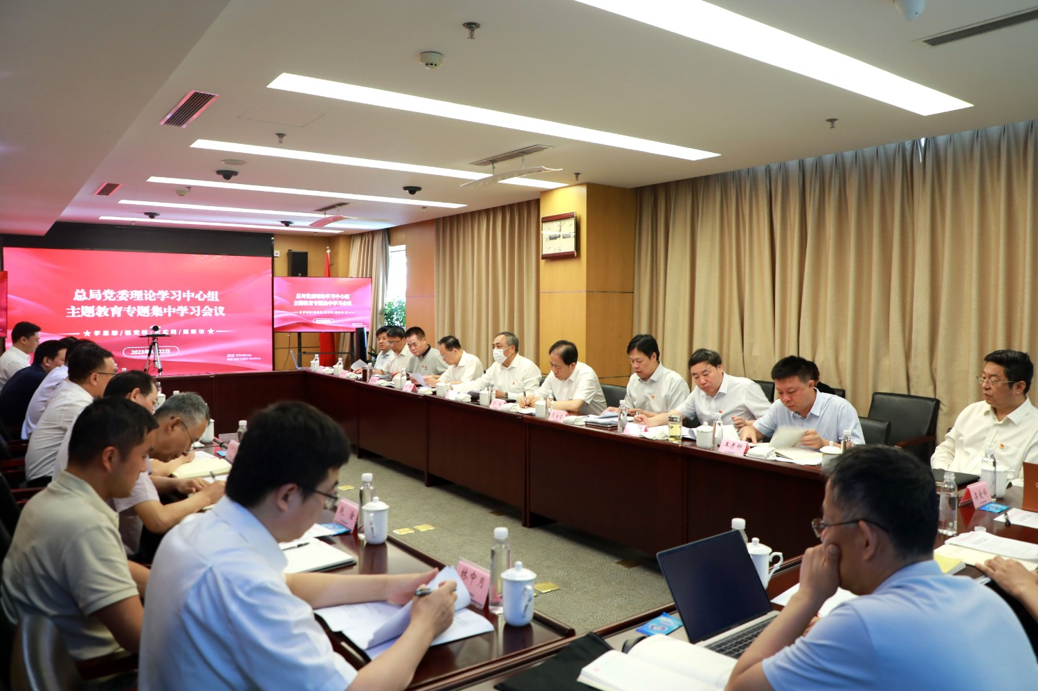 大景ps黑屏定稿.jpg
